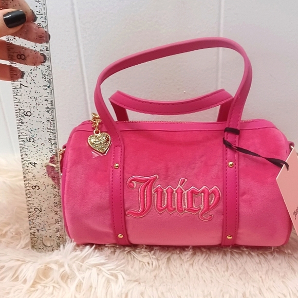 Juicy Couture Hot Piny Barrel Bag - Picture 7 of 7
